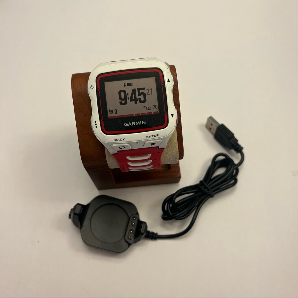 Garmin Forerunner 220XT (Rare color, rare model)